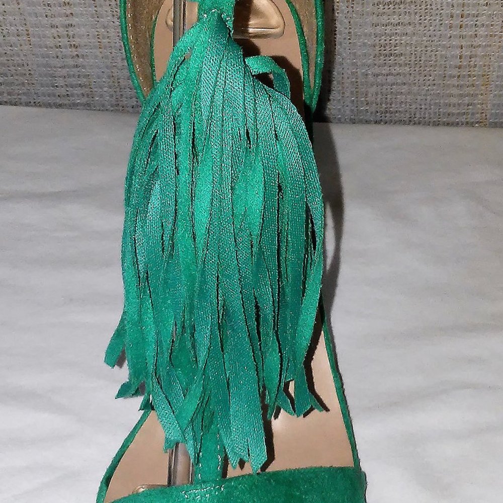 Sandal - Picture 4 of 5